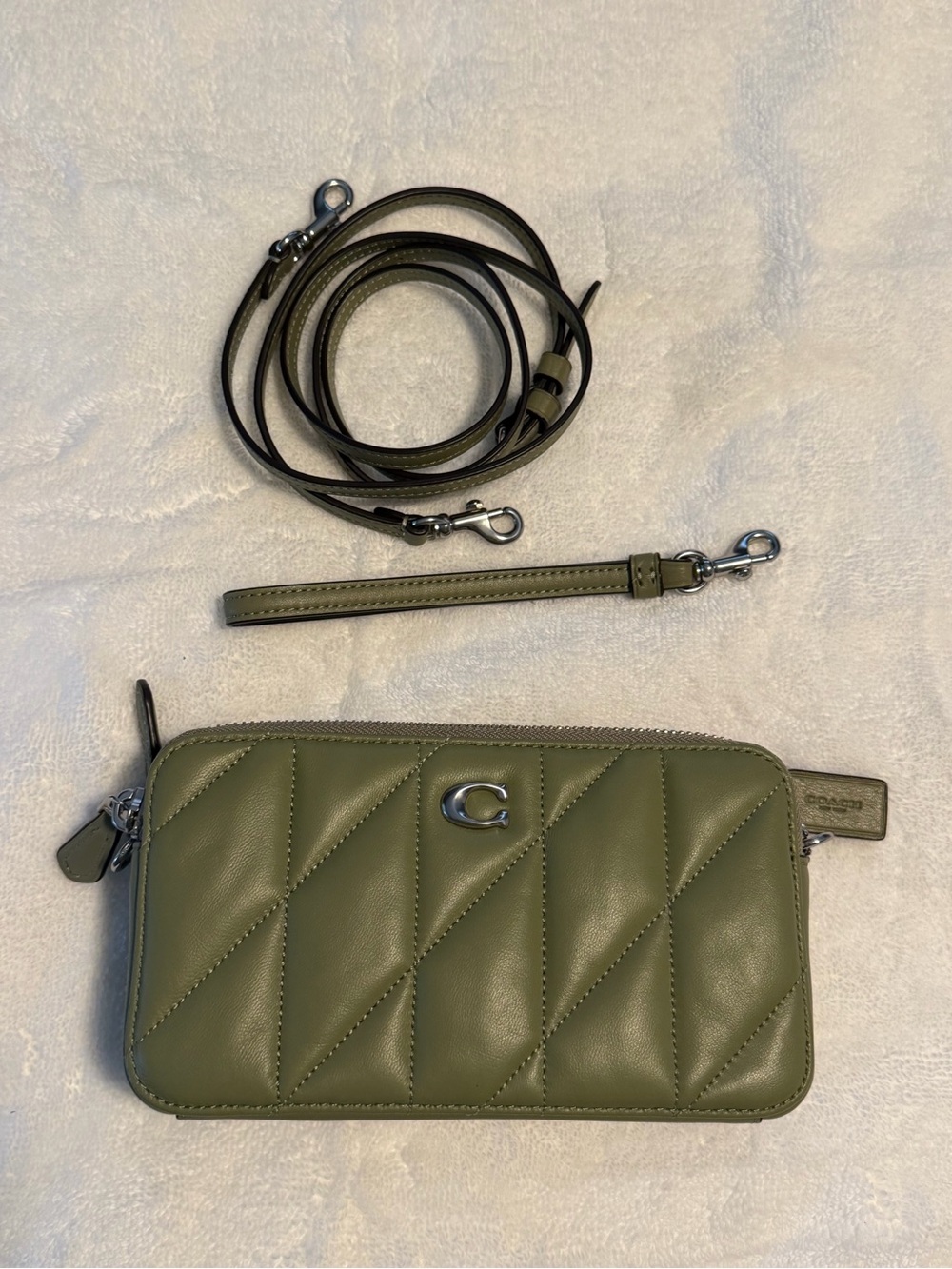 Coach Moss Green Quilted Leather Crossbody Wallet/ Small Handbag